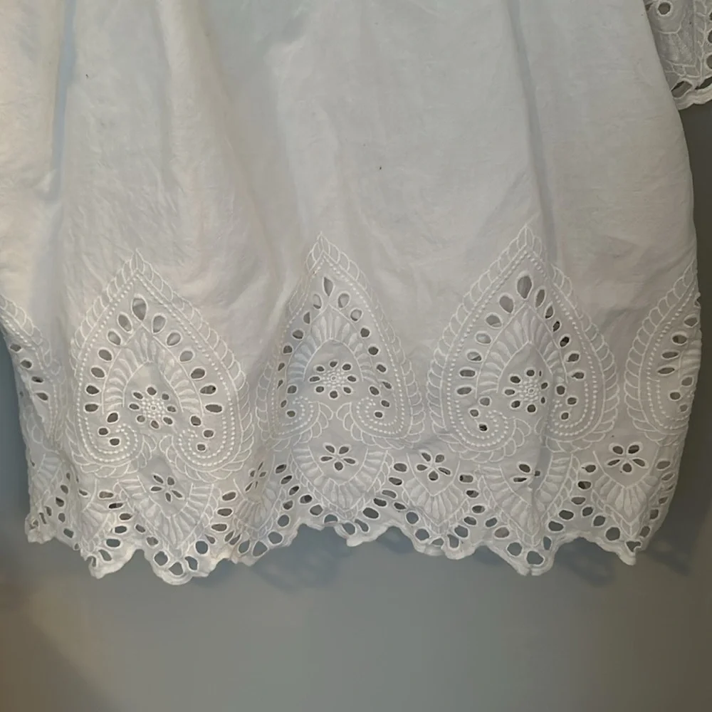 Cat & jack white girls blouse size 14/16 XL lace detail cotton top eyelet